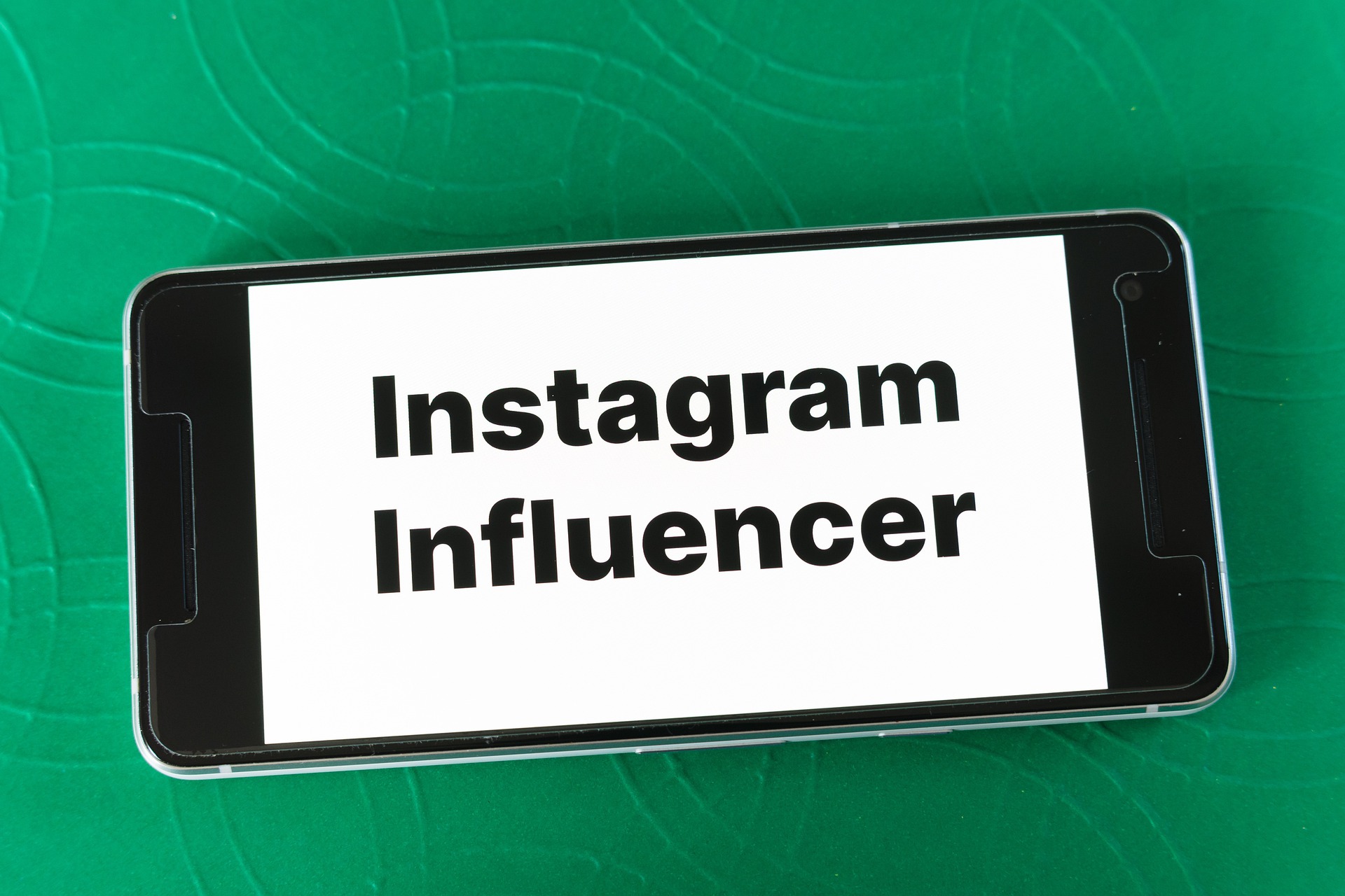 Pourquoi faire appel aux influenceurs pour booster vos ventes